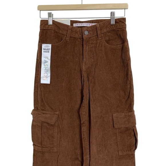 NWT Tinseltown Wide Leg Corduroy Low Rise Cargo Pants Baggy Size 1/25 Brown - Picture 1 of 16